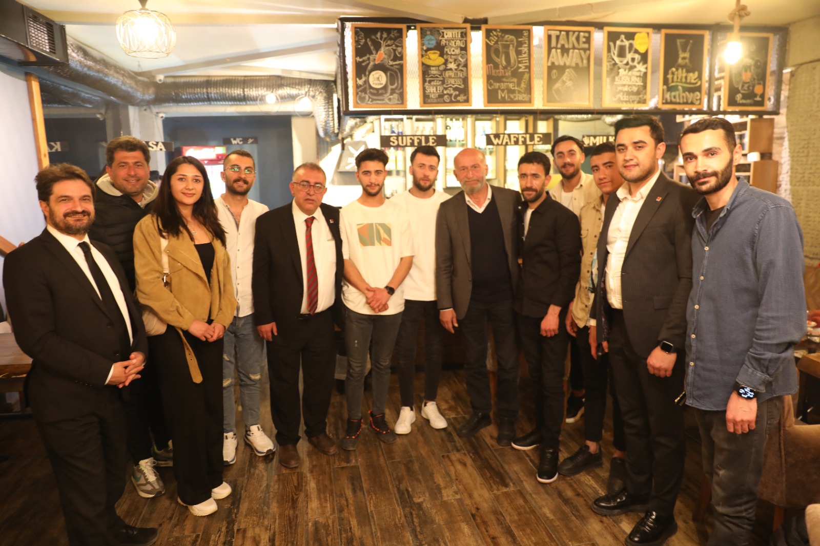Başkan Gül, ‘Gençler Umut Veriyor’