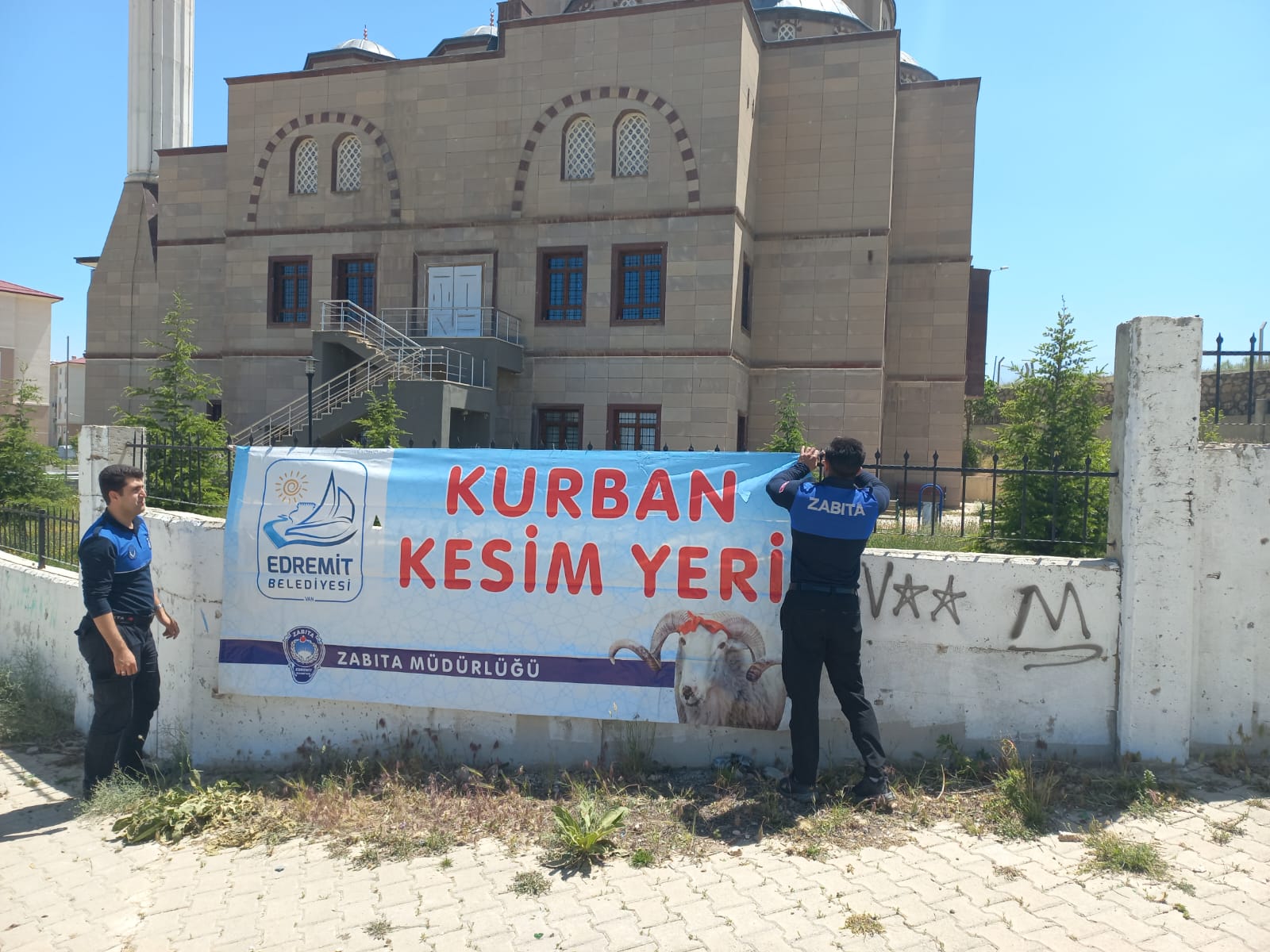 Edremit'te kurban kesim yerleri belirlendi
