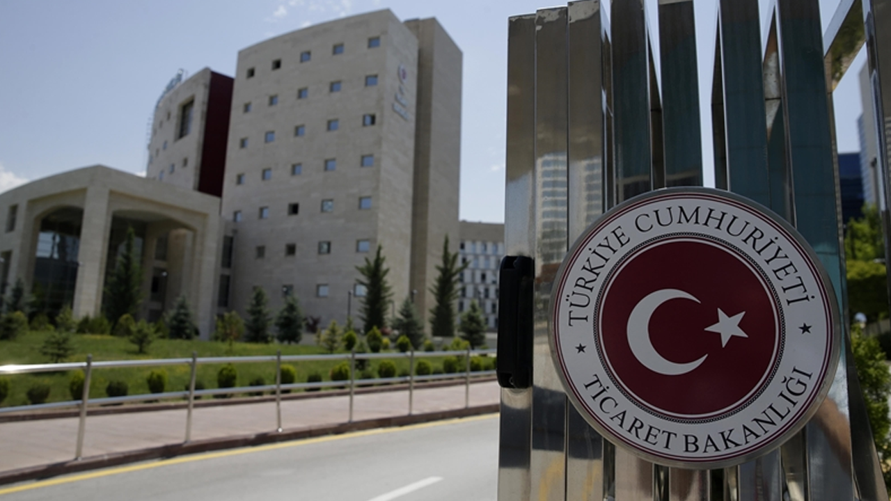 Fahiş fiyat uygulayan 17 bin 278 firmaya ceza yağdı