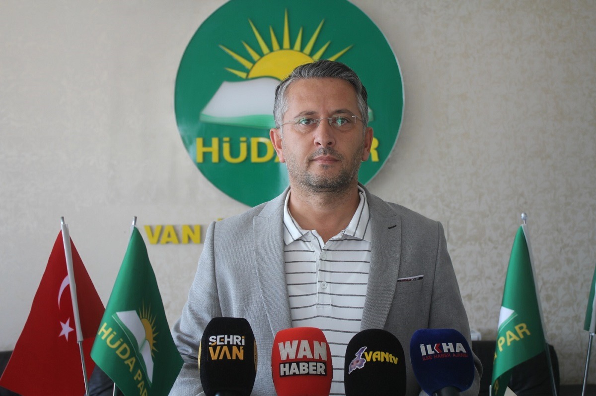 HÜDA PAR İl Başkanı Sayğın; Van bir kayyumdan kurtuldu diğer kayyuma takıldı