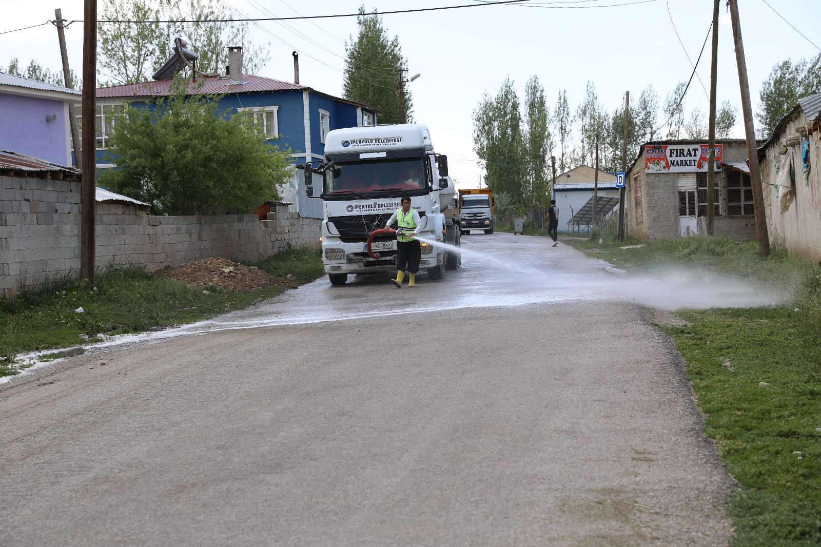 Köyler Yıkanıyor