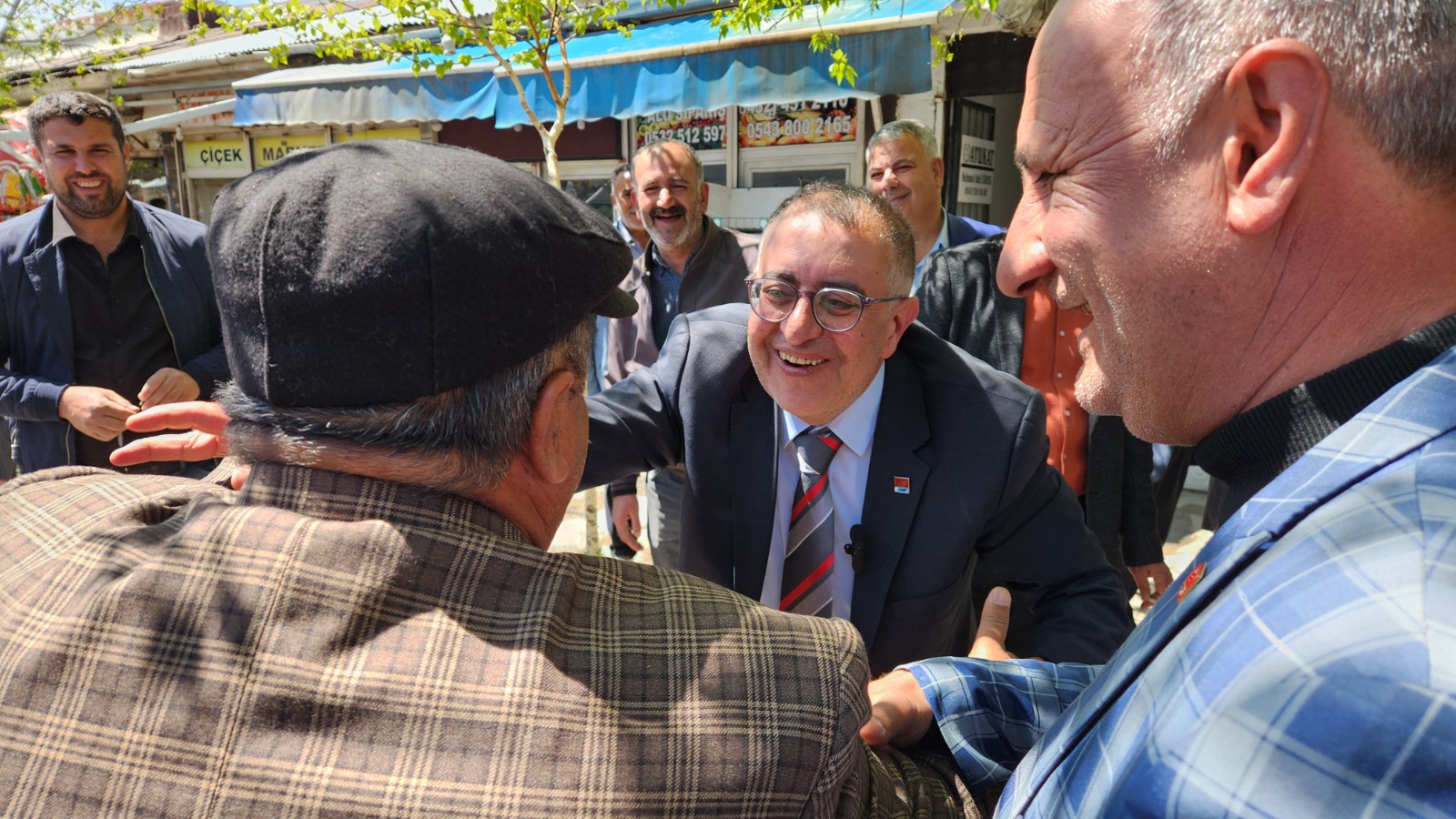 En Samimi Vekil Adayı