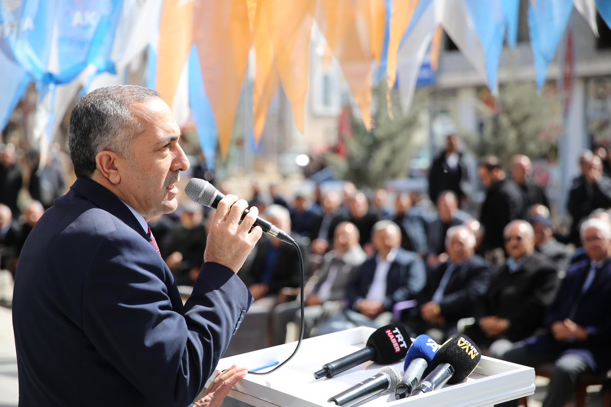  AK Parti'nin Van BB Başkan Adayı Arvas: 'Kürtleri Ötekileştiren CHP'ye Geçit Vermeyeceğiz'