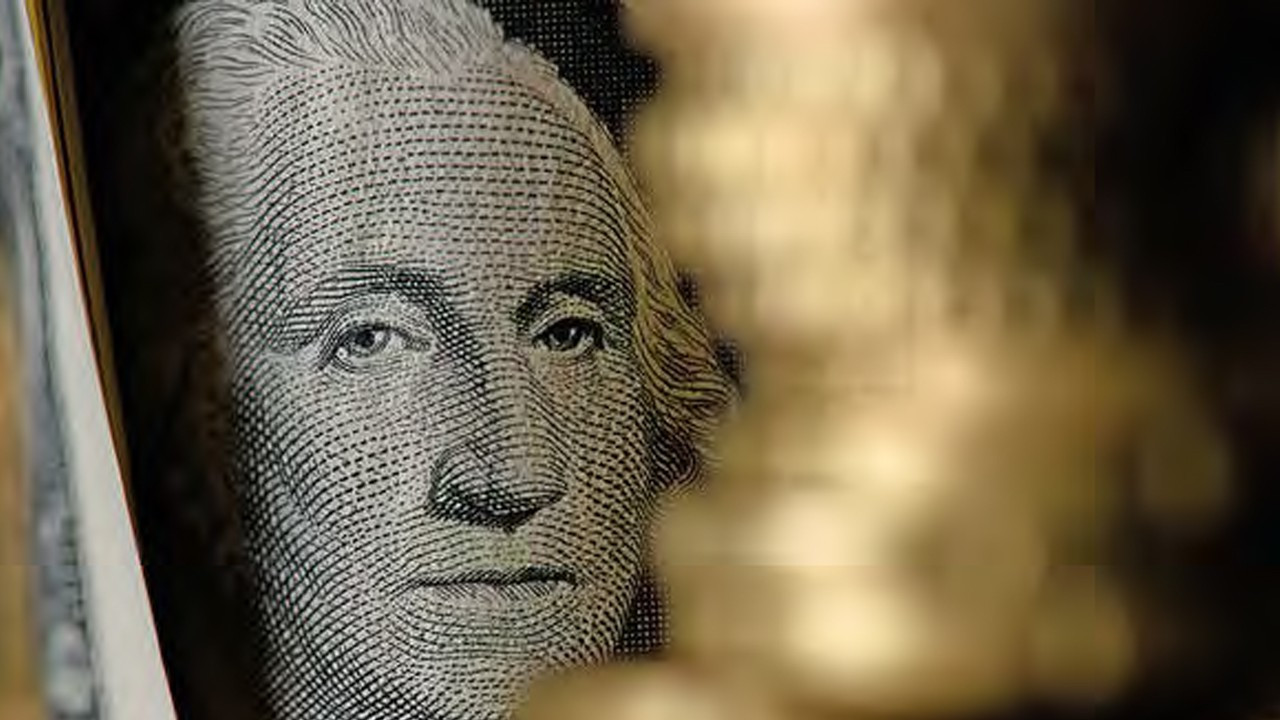 ‘Türk Lirası’ anketi: 6 ay sonra dolar/TL ne kadar olacak?