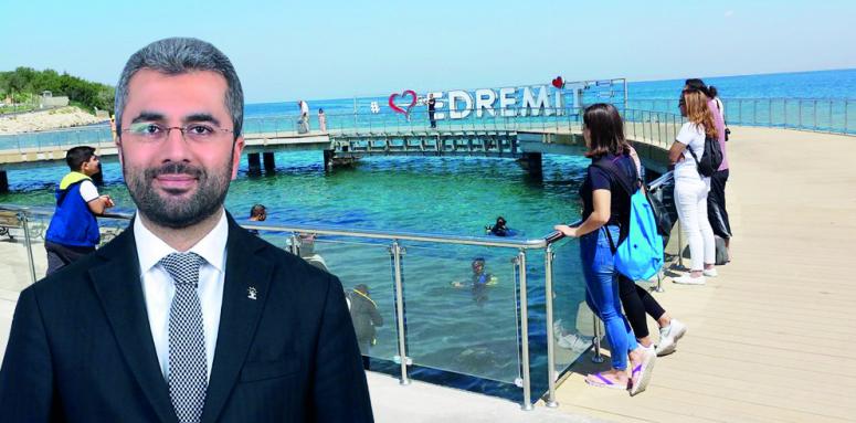 Edremit Belediyesi'nden Emeklilere Bayram Desteği: 2000 TL İkramiye