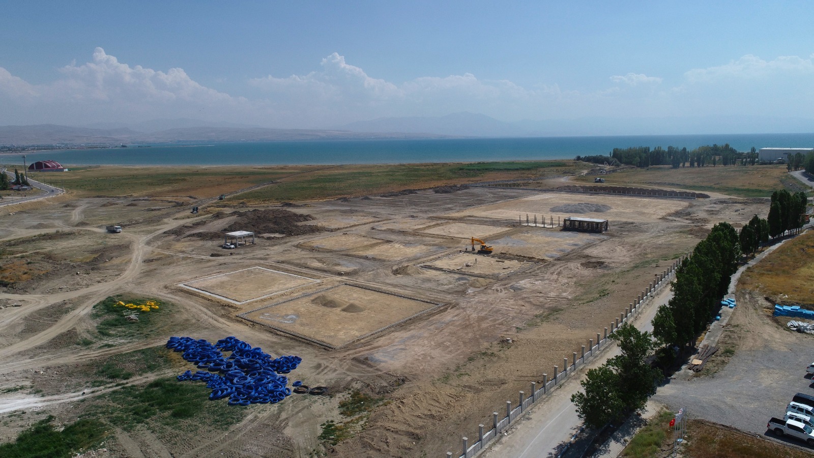 Van gölüne nazır Millet Bahçesi 