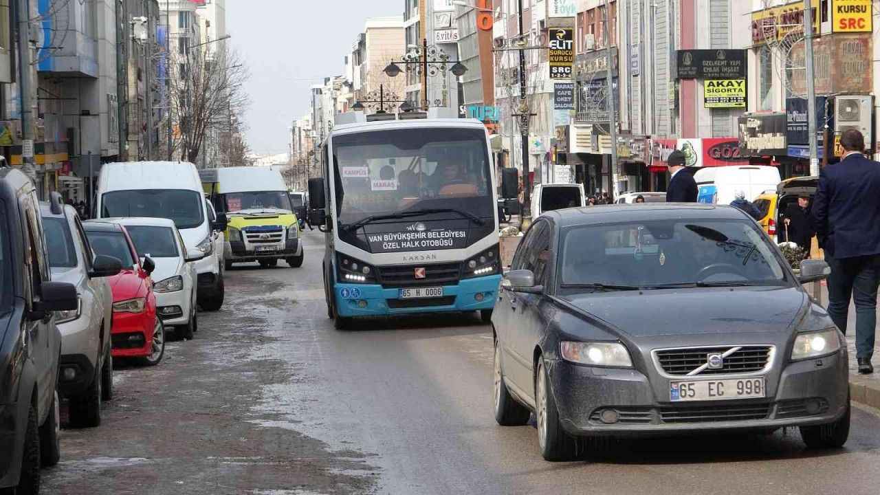 Van’da Toplu taşımaya  2’inci zam  