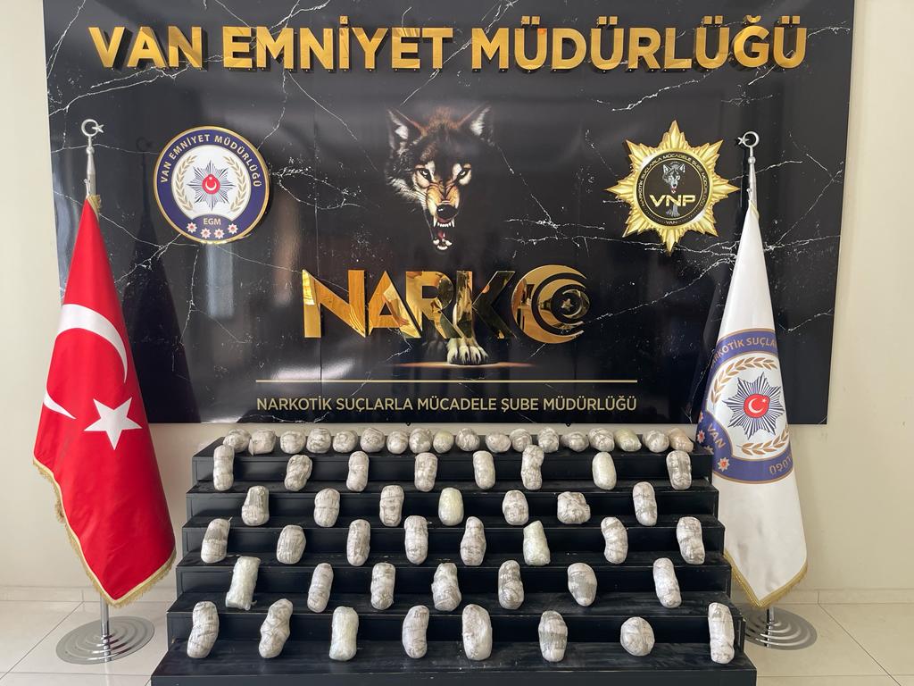Van’da İranlı uyuşturucu taciri 31 kilogram eroinle yakalandı