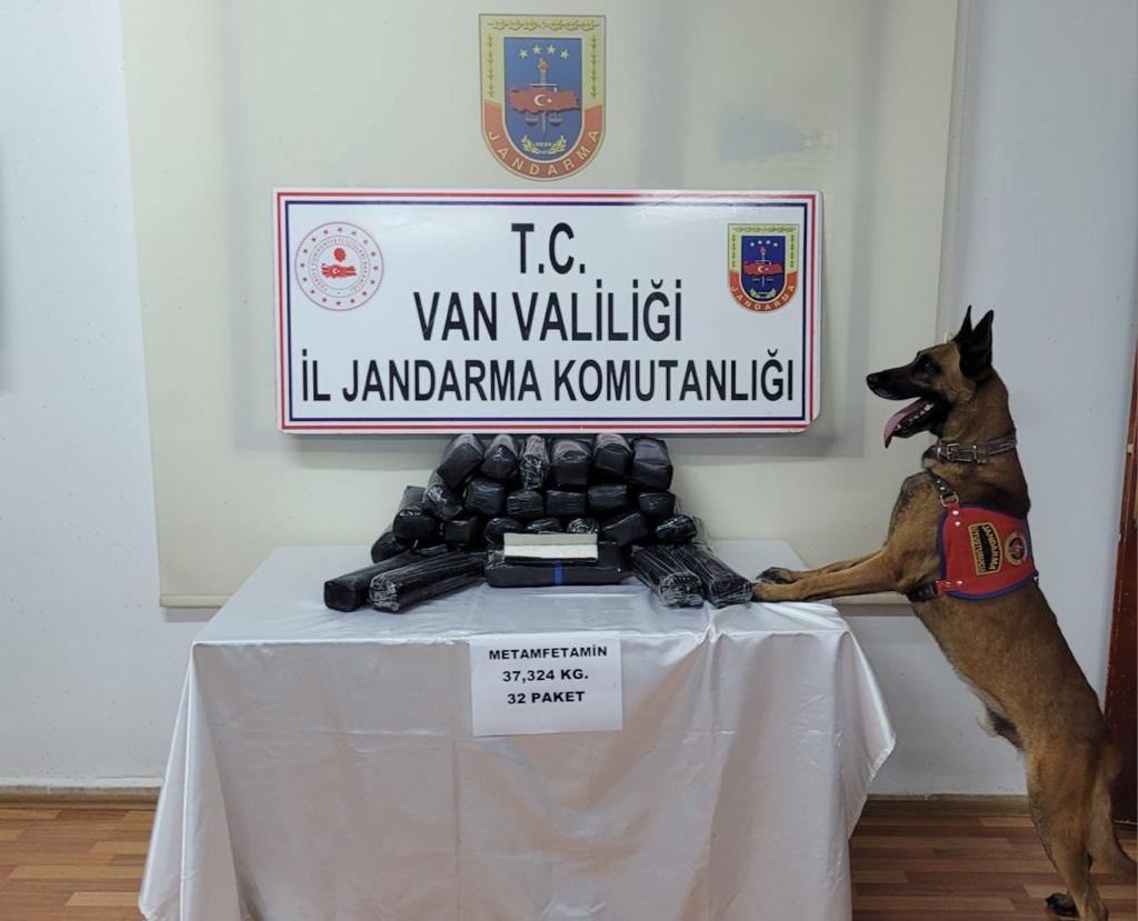 Van’da 37 kilogram uyuşturucu ele geçirildi