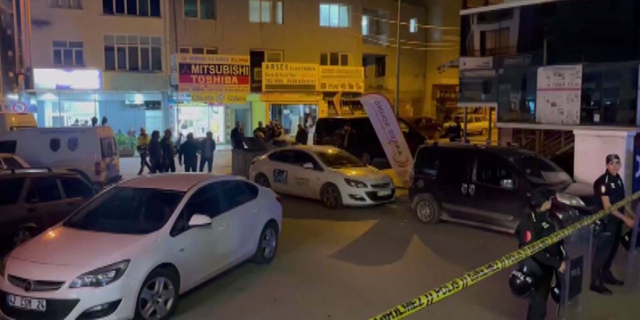 İzmir'de kıraathanede silahlı çatışma: 5 kişi öldü, 2 yaralı var